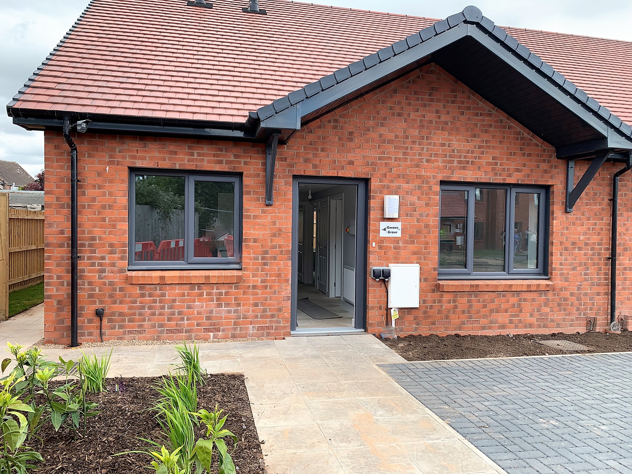 WRHA-Gwens Close-Bearley-bungalow-Warwickshire