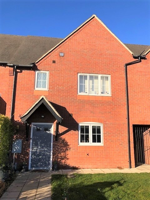 7 Millers Way, front entrance