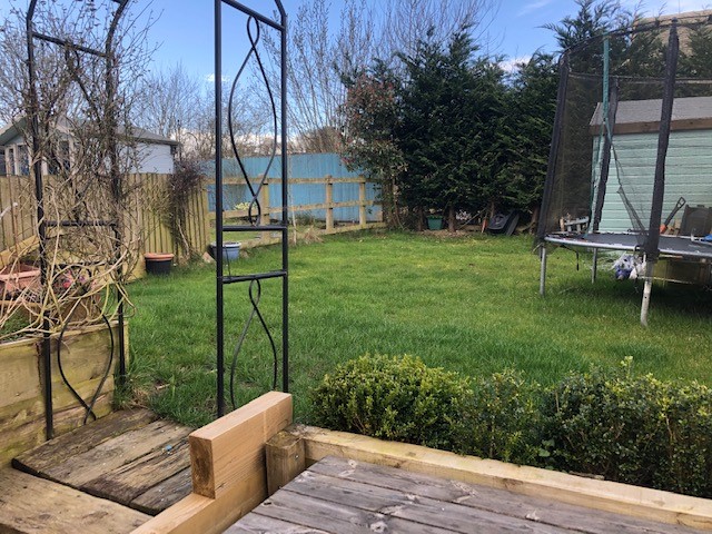 7 Millers Way, garden