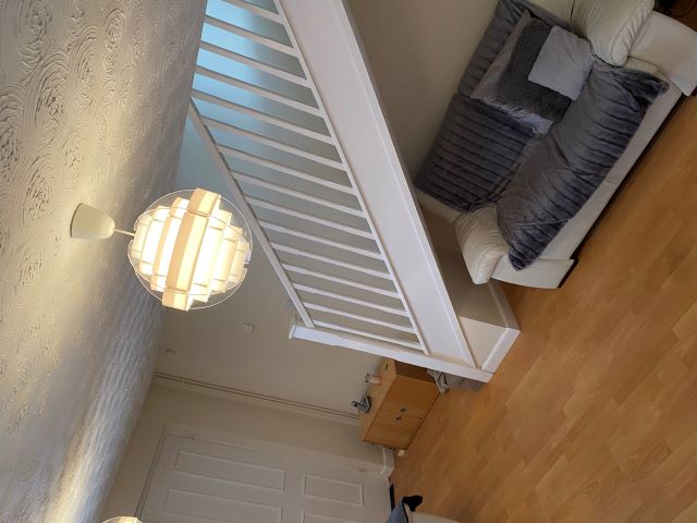 35 Abbeyfields Drive, Studley, living room