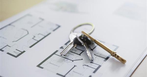 Plans & Keys Shutterstock 145730822