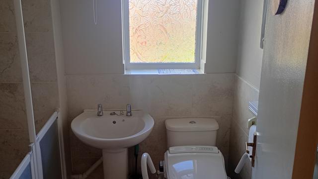 Bathroom (1)